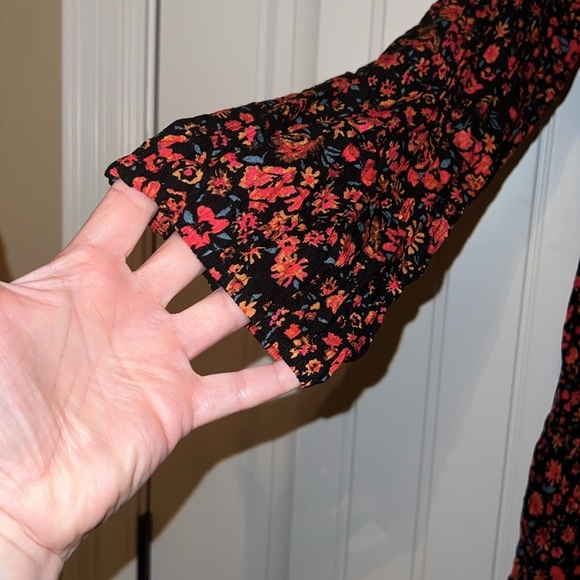 NWT Floral dress - Picture 6 of 7